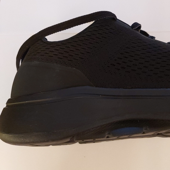 Skechers Men's Gowalk Arch Fit-Athletic Workout Walking Shoe - Picture 4 of 16